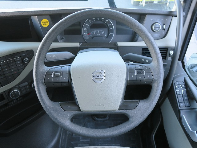 中古トラック ボルボトラクタヘッド #16