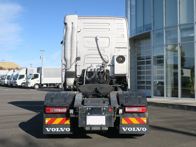 中古トラック ボルボトラクタヘッド ＃5