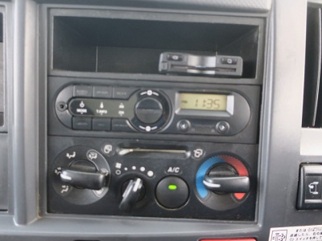 中古トラック いすゞ エルフ 2tアルミバン