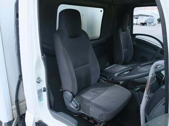 中古トラック いすゞ冷凍バン #14