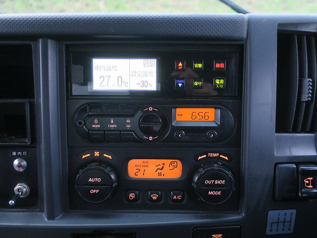 中古トラック いすゞ冷凍バン #20