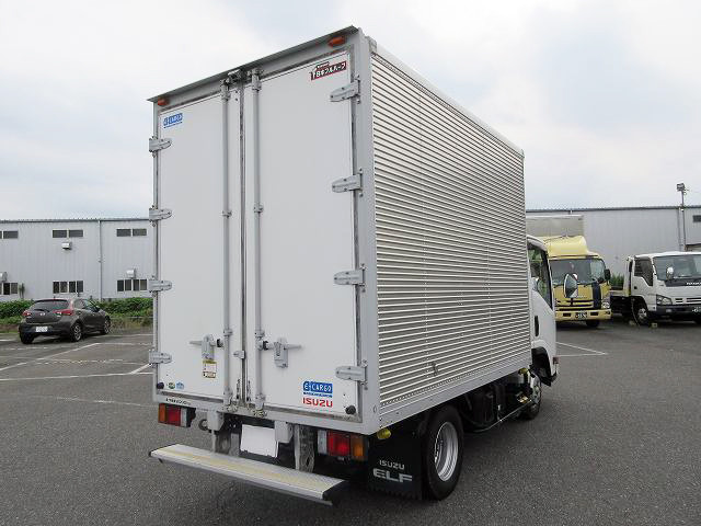 中古トラック いすゞ エルフ 2tアルミバン