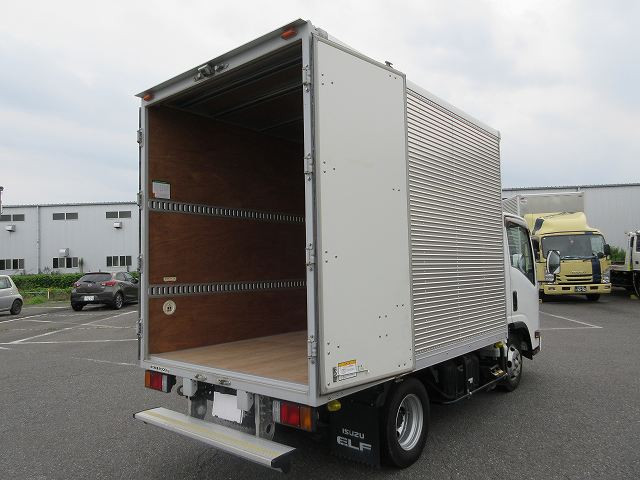 中古トラック いすゞ エルフ 2tアルミバン