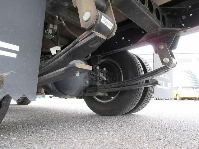 中古トラック いすゞアルミバン #9