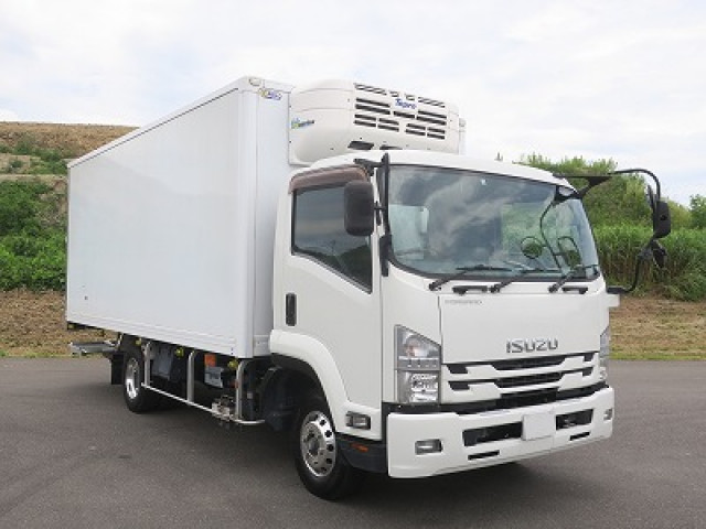 中古トラック いすゞ冷凍バン #2