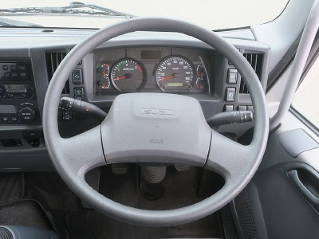 中古トラック いすゞ冷凍バン #16