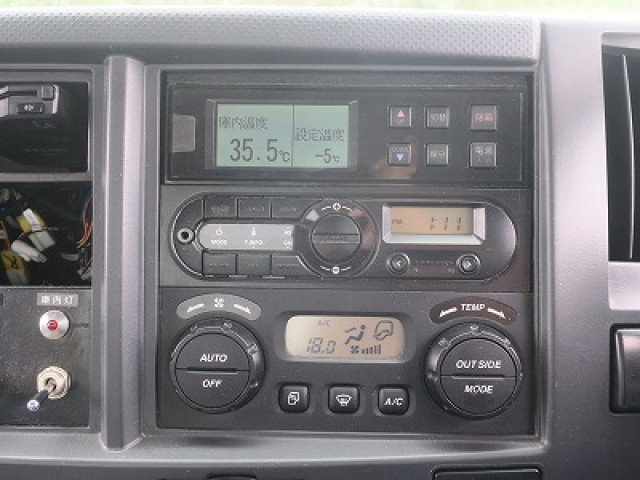 中古トラック いすゞ冷凍バン #21