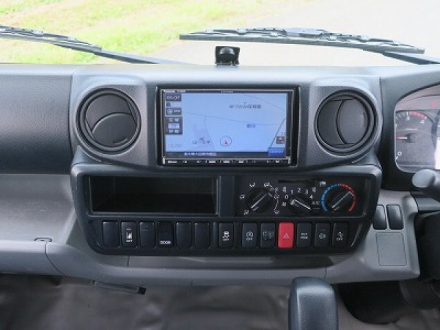 中古トラック トヨタ トヨエース 2tアルミバン