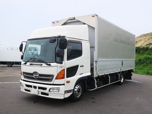 中古トラック 日野 レンジャー 中型アルミウィング