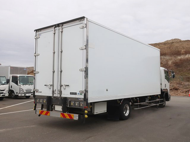 中古トラック いすゞ冷凍バン ＃3