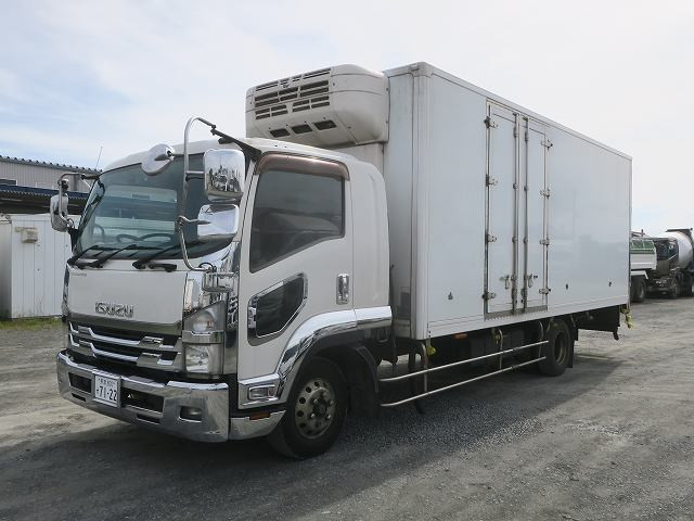 いすゞ　冷凍バン