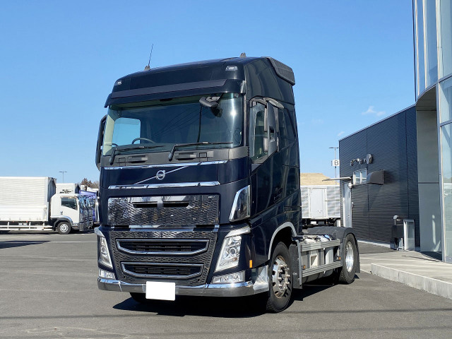 平成30年式 ボルボ（VOLVO）FH トラクタヘッド 第五輪荷重11.5t 440馬力 ハイルーフ アルミホイール ★R7年3月迄車検付★