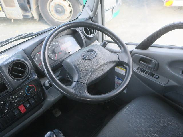 中古トラック 日野クレーン付平ボディ ＃15