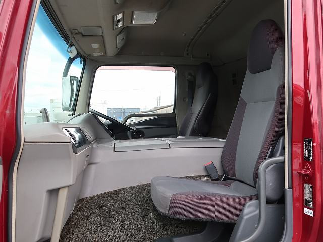 中古トラック 三菱ふそう平ボディアルミブロック #22