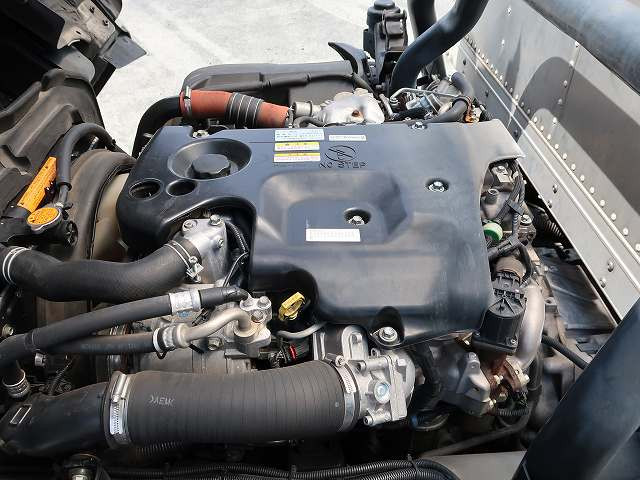 中古トラック いすゞアルミバン #9