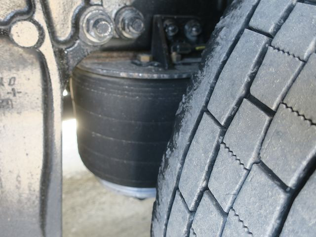 中古トラック いすゞ冷凍バン #12