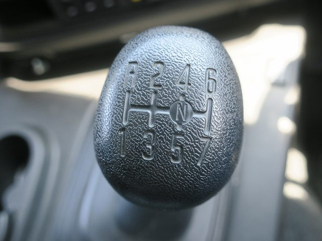 中古トラック いすゞ冷凍バン #19
