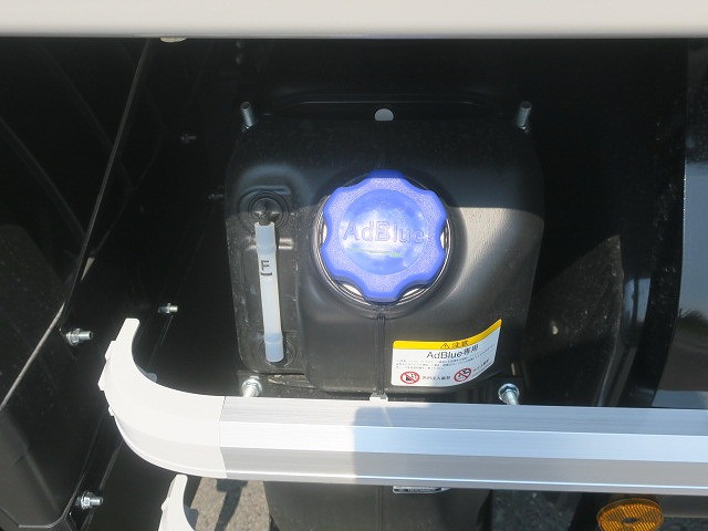 中古トラック いすゞ ギガ 大型アルミウィング