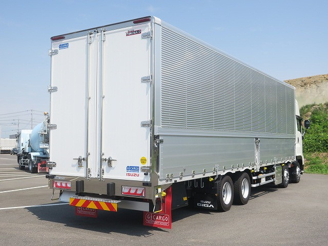 中古トラック いすゞアルミウィング ＃3