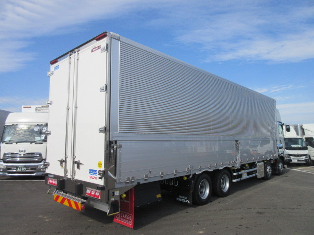 中古トラック いすゞアルミウィング ＃3