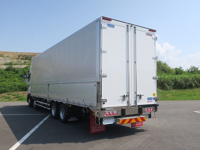 中古トラック いすゞアルミウィング ＃4