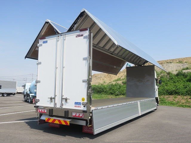 中古トラック いすゞ ギガ 大型アルミウィング