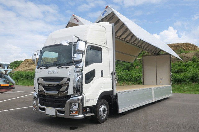 中古トラック いすゞ ギガ 大型アルミウィング