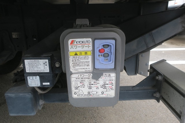 中古トラック いすゞアルミバン #8