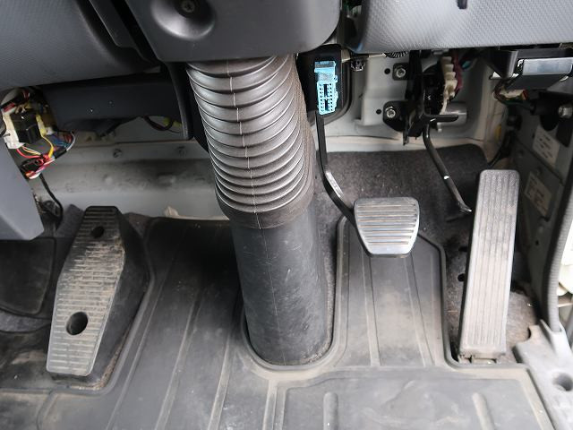 中古トラック いすゞ冷凍バン ＃23