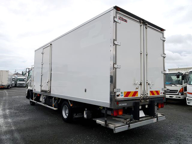 中古トラック いすゞ冷凍バン ＃4