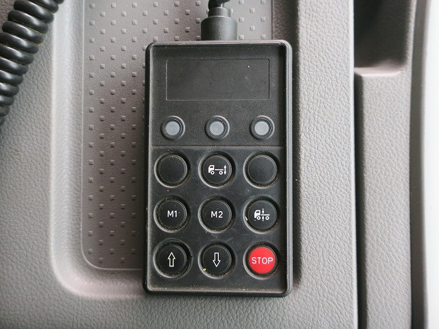 中古トラック UDトラックス平ボディアルミブロック ＃21