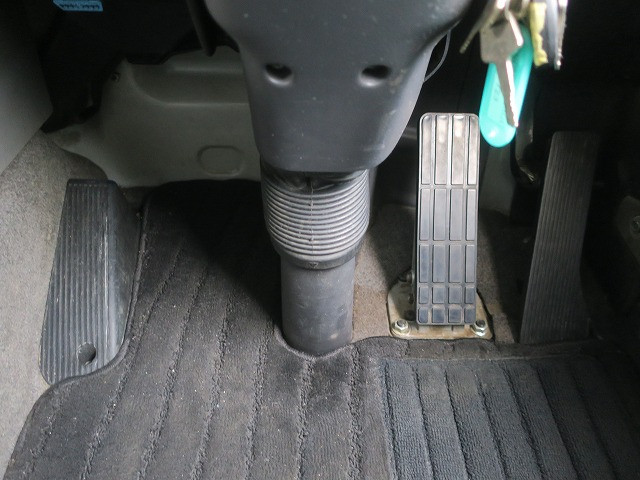 中古トラック UDトラックス平ボディアルミブロック ＃22