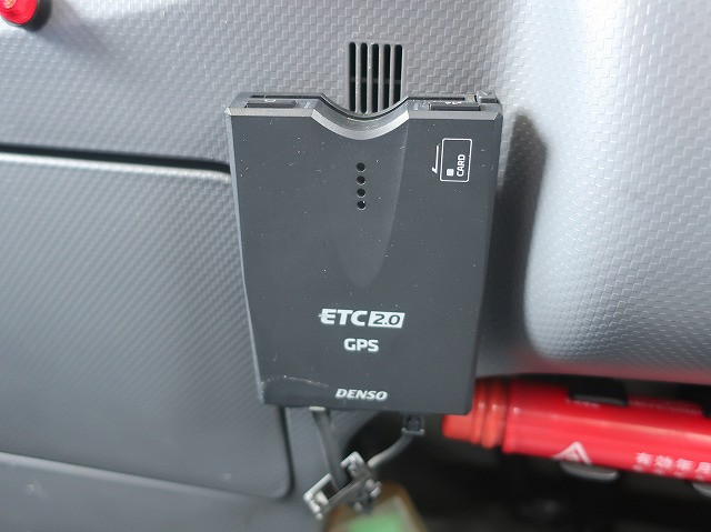 中古トラック いすゞ冷凍バン ＃20