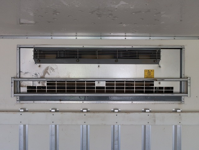 中古トラック いすゞ冷凍バン ＃6