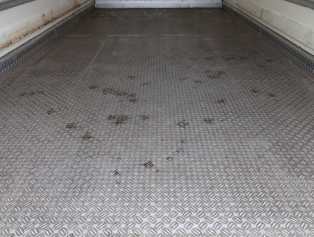 中古トラック いすゞ冷凍バン ＃7