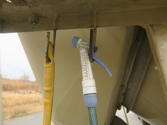 中古トラック 三菱ふそうコンクリートミキサー車 ＃8