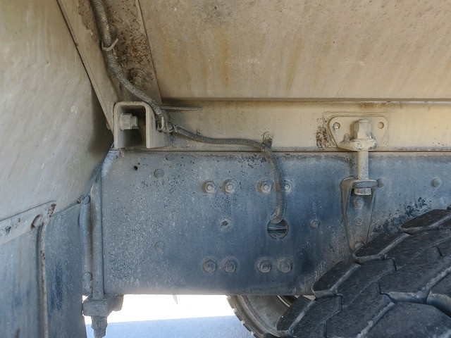 中古トラック 三菱ふそうコンクリートミキサー車 ＃11