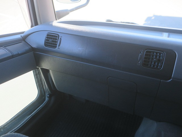 中古トラック 三菱ふそうコンクリートミキサー車 ＃16