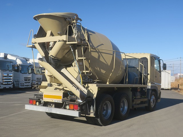 中古トラック 三菱ふそうコンクリートミキサー車 ＃3