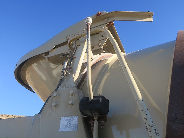 中古トラック 三菱ふそうコンクリートミキサー車 ＃6