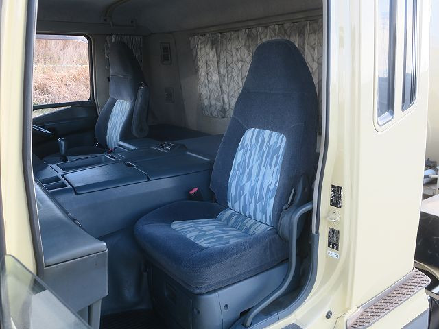 中古トラック 三菱ふそうコンクリートミキサー車 ＃22