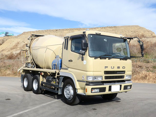 中古トラック 三菱ふそうコンクリートミキサー車 ＃2