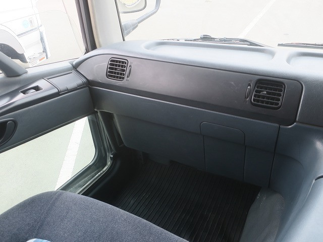 中古トラック 三菱ふそうコンクリートミキサー車 ＃16