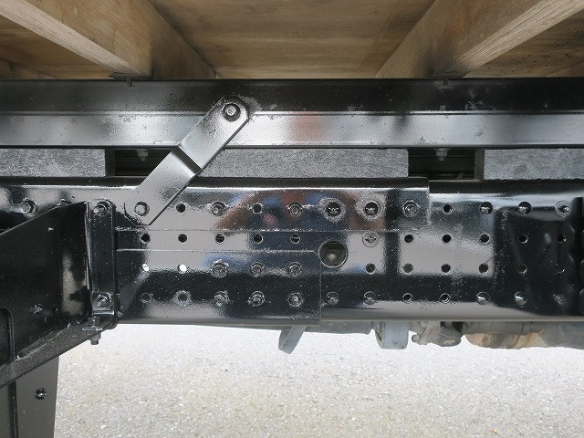 中古トラック 三菱ふそうクレーン付平ボディ ＃11