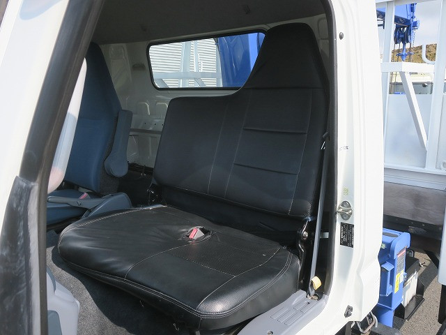 中古トラック 三菱ふそうクレーン付平ボディ ＃23