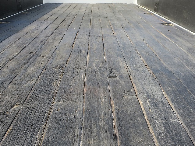 中古トラック 三菱ふそうクレーン付平ボディ ＃8