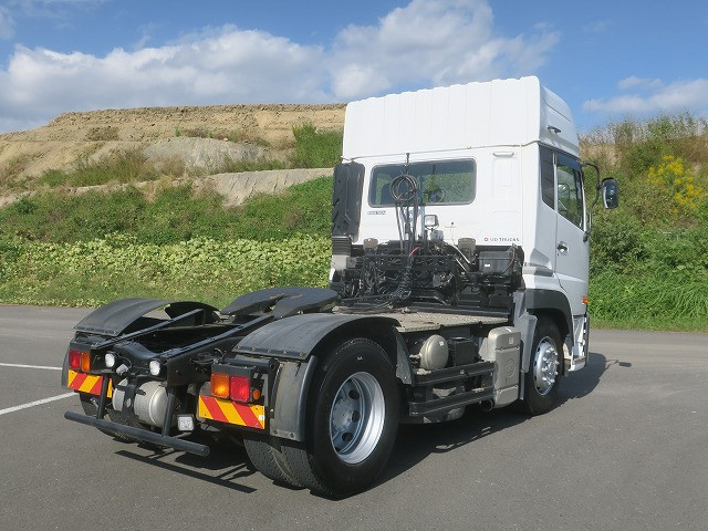 中古トラック UDトラックストラクタヘッド #3