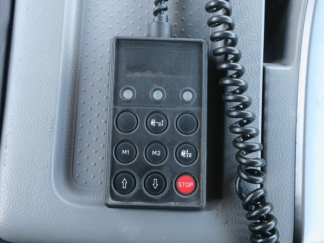 中古トラック UDトラックストラクタヘッド #21