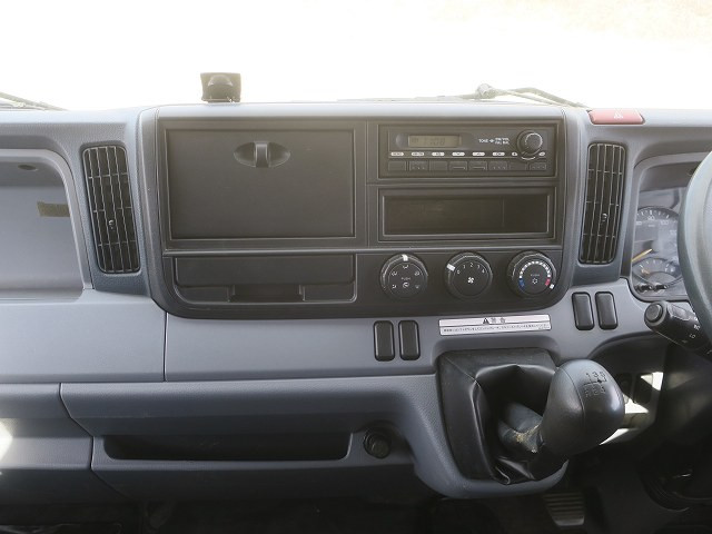 中古トラック 日産クレーン付平ボディ ＃16