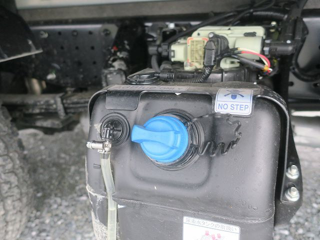 中古トラック 三菱ふそうアルミバン #10